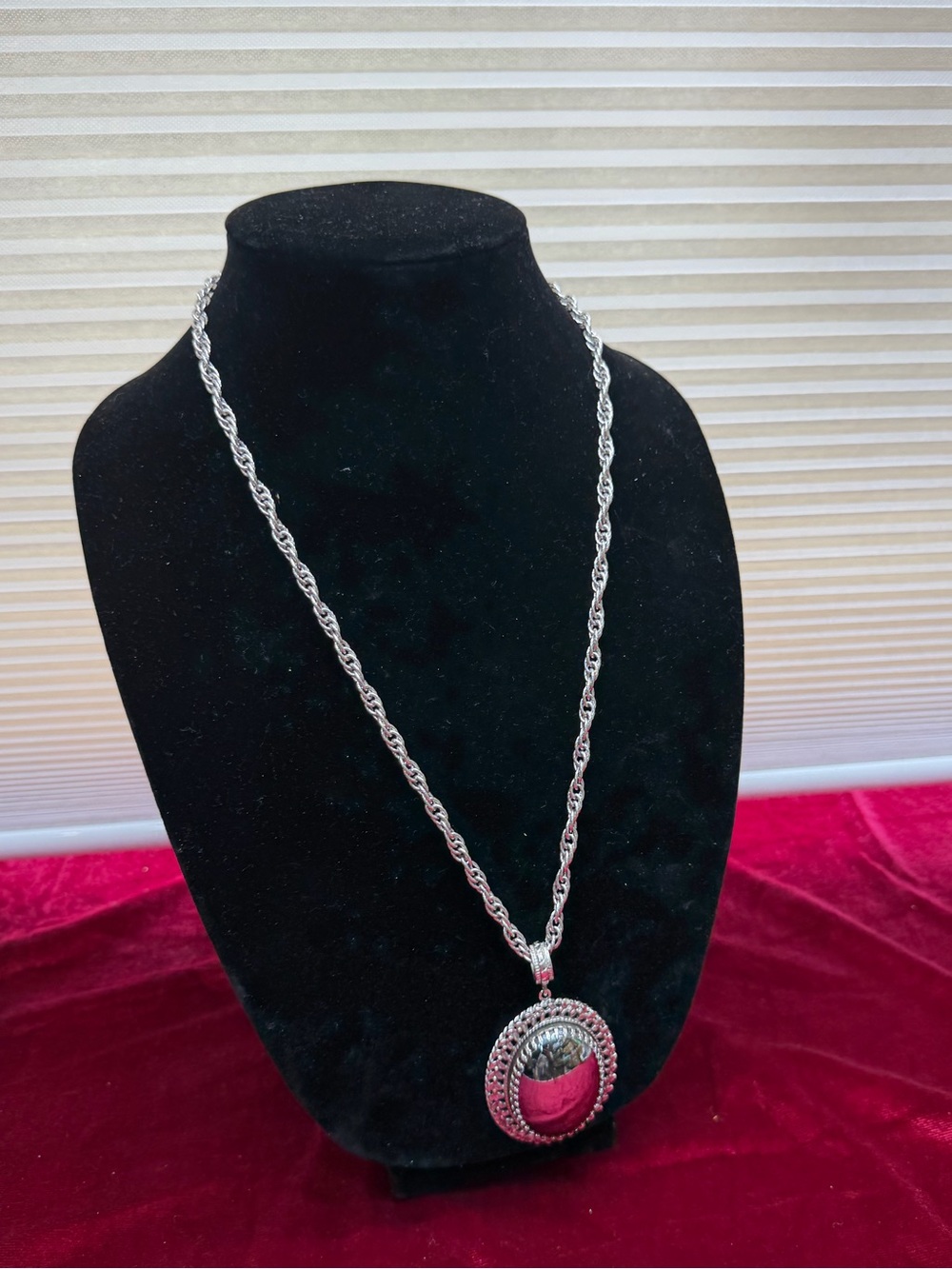 Vintage Whiting & Davis Chunky Hematite Pendant Necklace